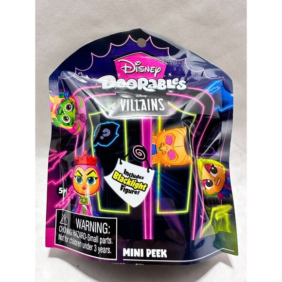 Disney Doorables Blacklight Villains SCAR - Lion King GLOWS Retired NEW SEALED - Picture 2 of 10